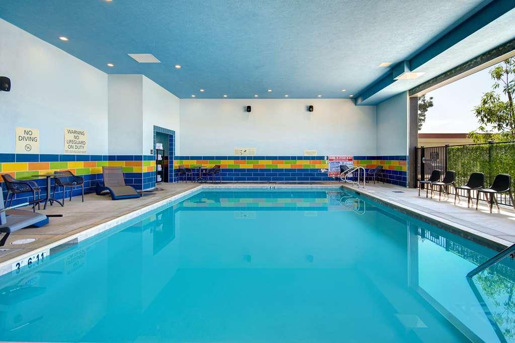 Hampton Inn And Suites Ontario Rancho Cucamonga Facilities photo